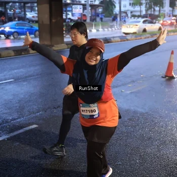 Runner Photo 7939424