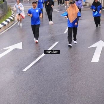 Runner Photo 7939454