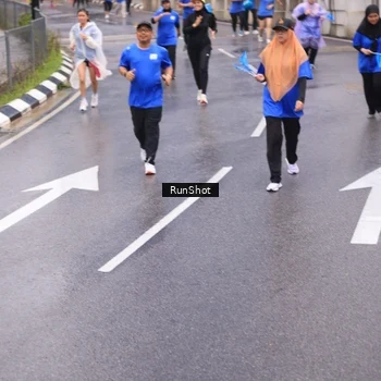 Runner Photo 7939455