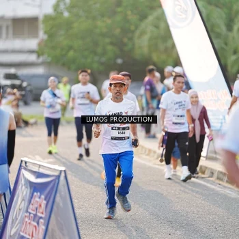 Runner Photo 7939461