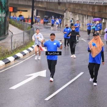 Runner Photo 7939470