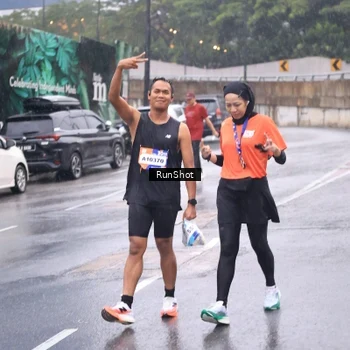 Runner Photo 7939474