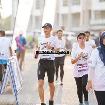 Runner Photo 7939475