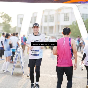 Runner Photo 7939477