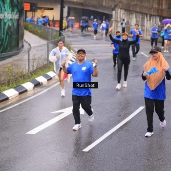 Runner Photo 7939482