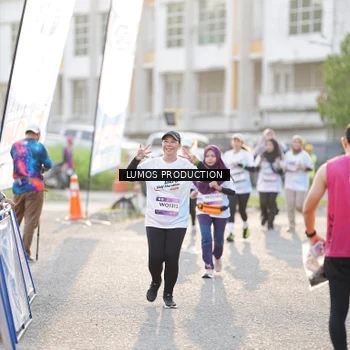 Runner Photo 7939484
