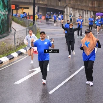 Runner Photo 7939485
