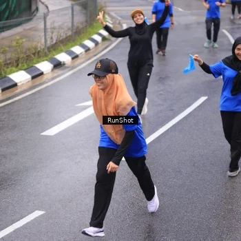 Runner Photo 7939503