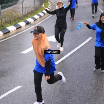 Runner Photo 7939507