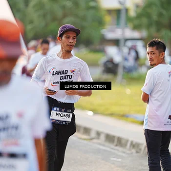 Runner Photo 7939529