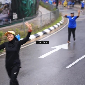Runner Photo 7939534