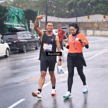 Runner Photo 7939539