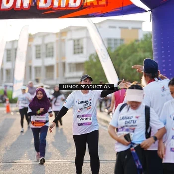 Runner Photo 7939556