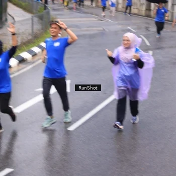 Runner Photo 7939561