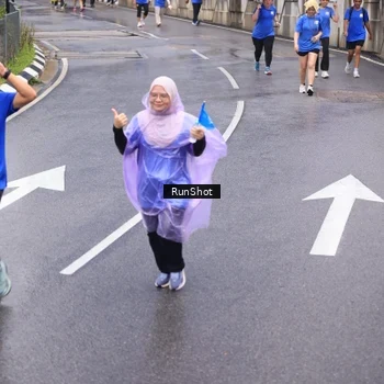 Runner Photo 7939568