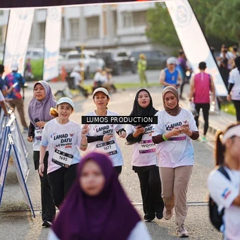Runner Photo 7939573