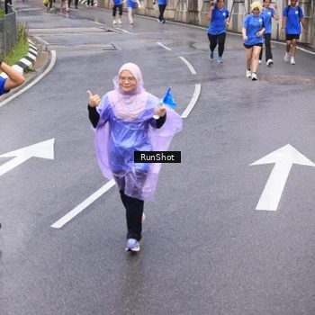 Runner Photo 7939577