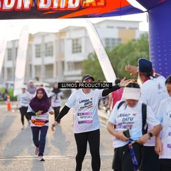 Runner Photo 7939580