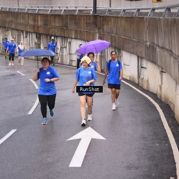 Runner Photo 7939631