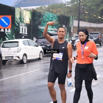 Runner Photo 7939636