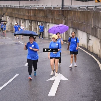 Runner Photo 7939637