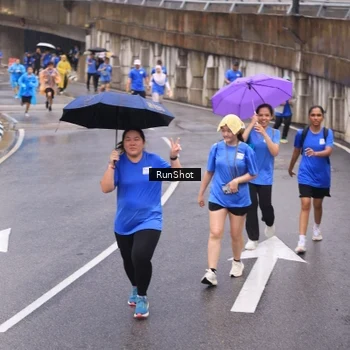 Runner Photo 7939656
