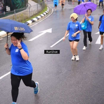 Runner Photo 7939687