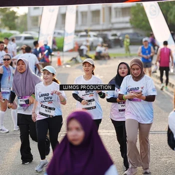 Runner Photo 7939691