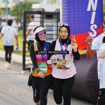Runner Photo 7939692