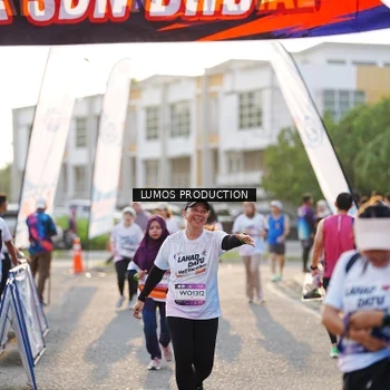 Runner Photo 7939701