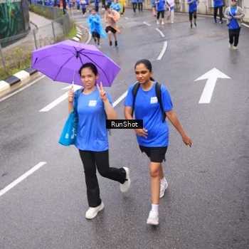Runner Photo 7939733