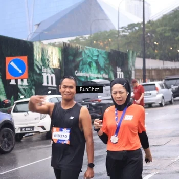 Runner Photo 7939738