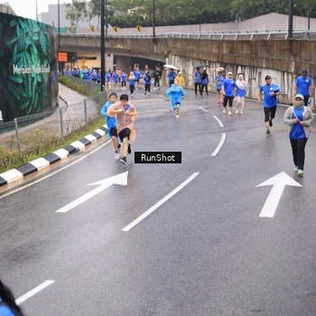 Runner Photo 7939744