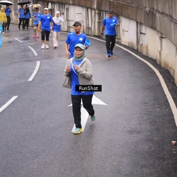 Runner Photo 7939756