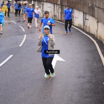 Runner Photo 7939758