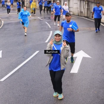 Runner Photo 7939770