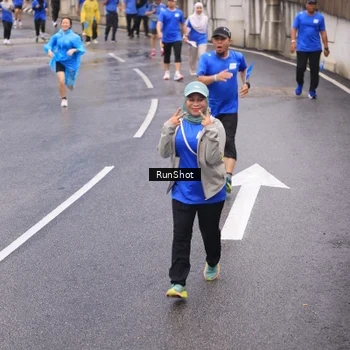 Runner Photo 7939774