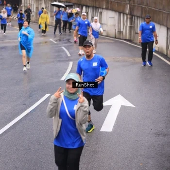 Runner Photo 7939787