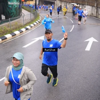 Runner Photo 7939791