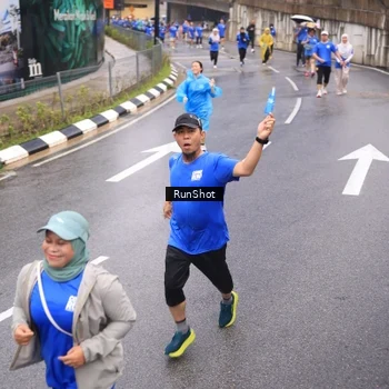 Runner Photo 7939792