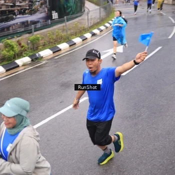 Runner Photo 7939797