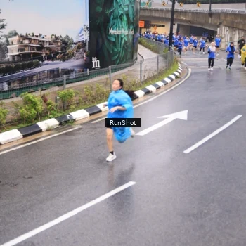 Runner Photo 7939810