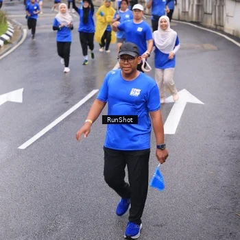 Runner Photo 7939837