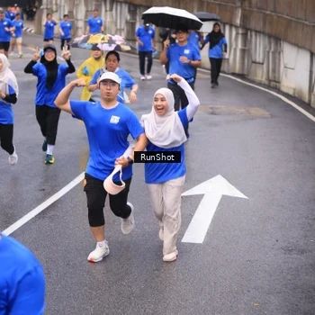 Runner Photo 7939846