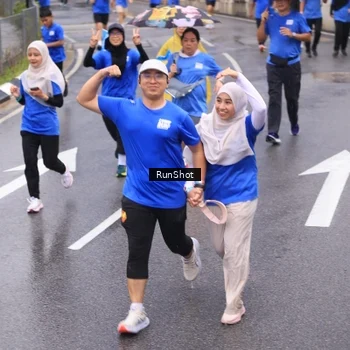 Runner Photo 7939852