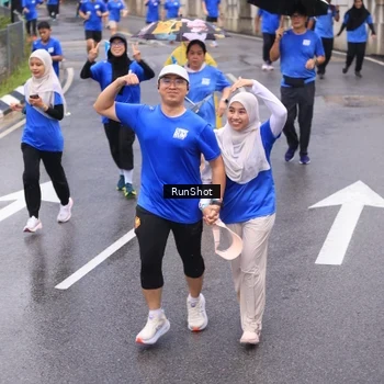 Runner Photo 7939853