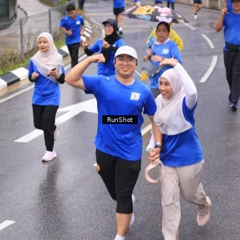 Runner Photo 7939857