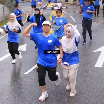 Runner Photo 7939858