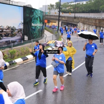 Runner Photo 7939872