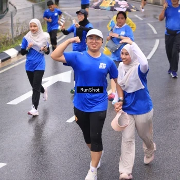 Runner Photo 7939874